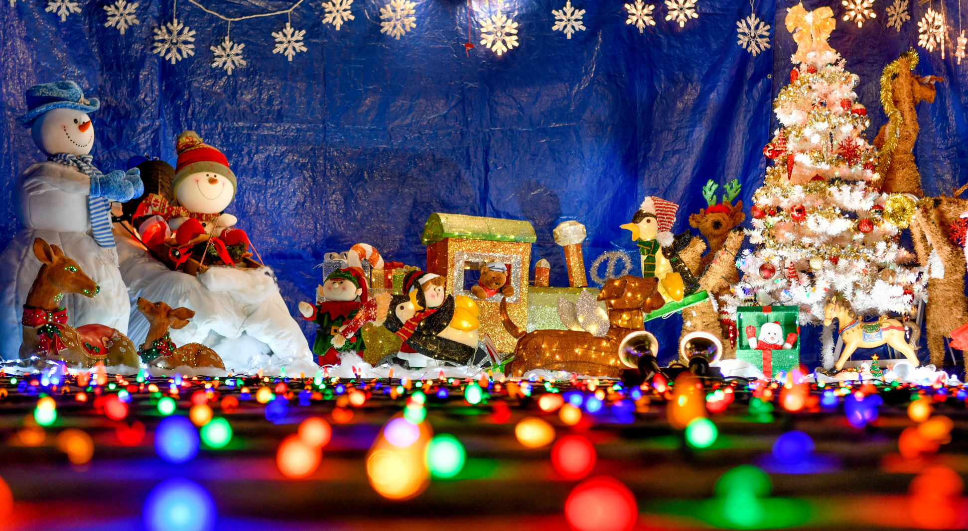 2021 Lompoc Decoration 412 South Sage 01.JPG